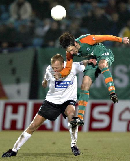 利记官网-克里斯塔宫客场对阵，收获宝贵三分