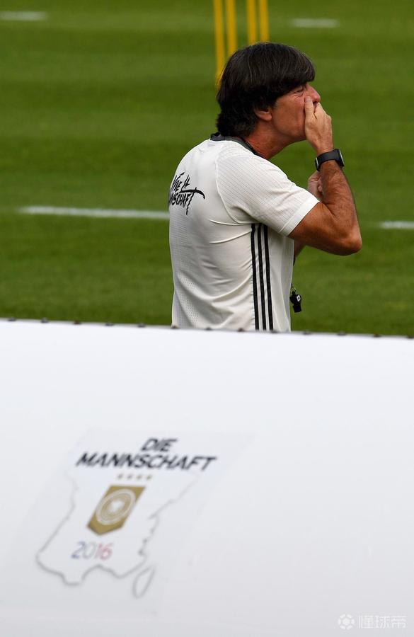 德国惨败引起困扰,教练反思备战策略 德国惨败引起困扰,教练反思备战策略