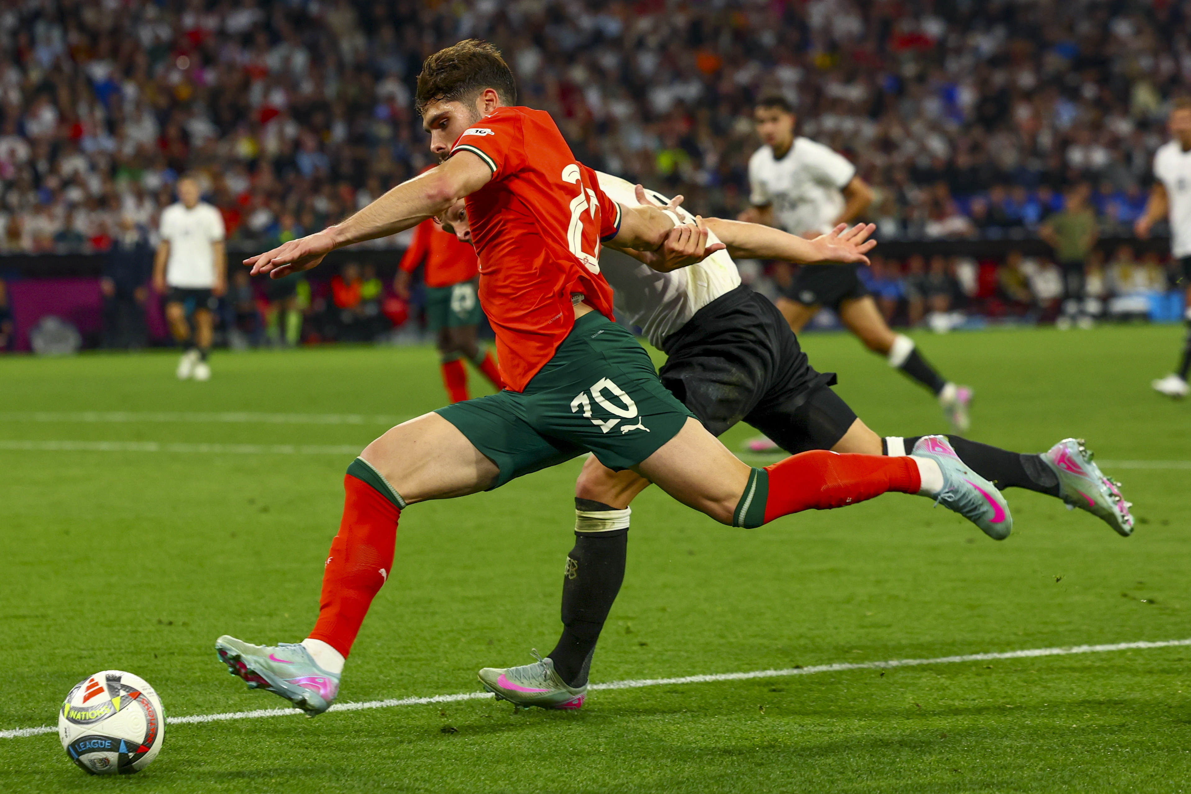 利记官方网站-葡萄牙队锋线疲软，东欧劲旅挑战欧预赛