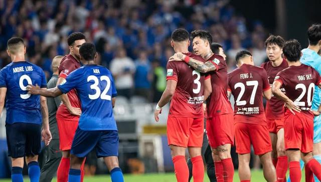 利记-上港客场逼平申花，保持不败势头