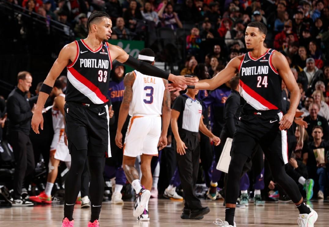 艾弗森领衔出战,开拓者队淘汰对手 艾弗森领衔出战,开拓者队淘汰对手