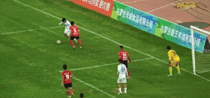 比分胶着,谁将冲刺到最后? 比分胶着,谁将冲刺到最后?